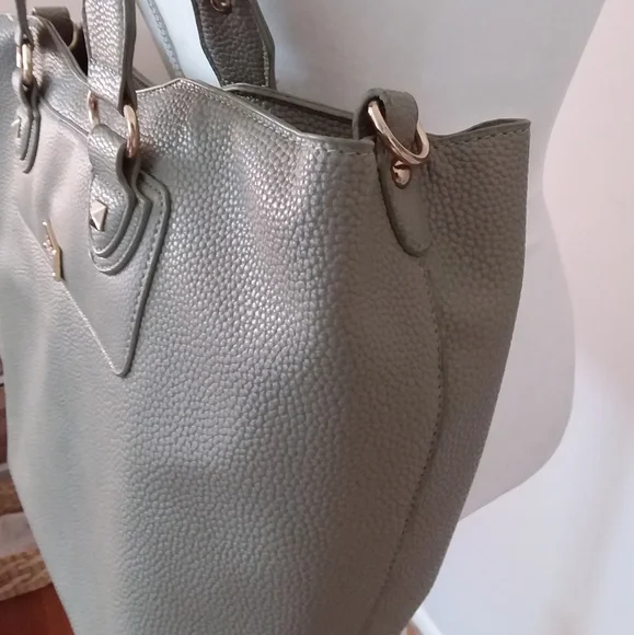 BCBG Paris Grey Pebbled Leather Shoulder Bag - Picture 6 of 11